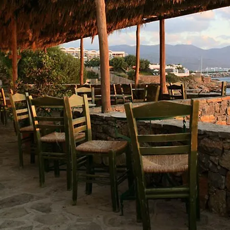 Aquila Village 5* אלונדה